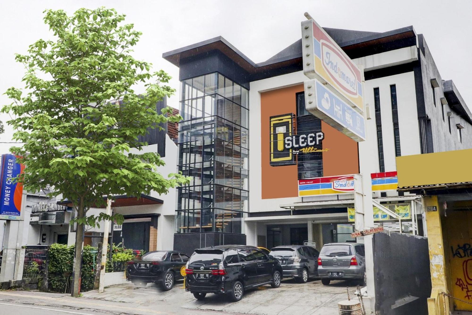Oyo Flagship 90775 I Sleep Hotel