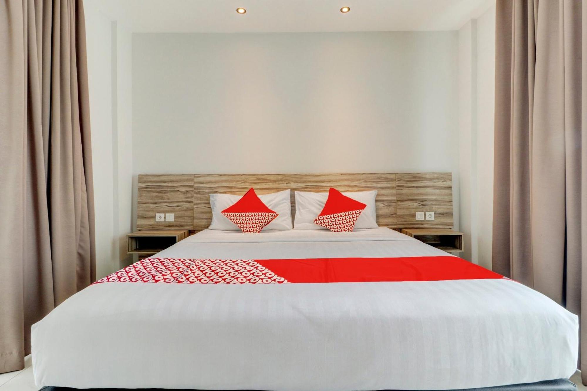 Oyo Flagship 90775 I Sleep Hotel Bandung